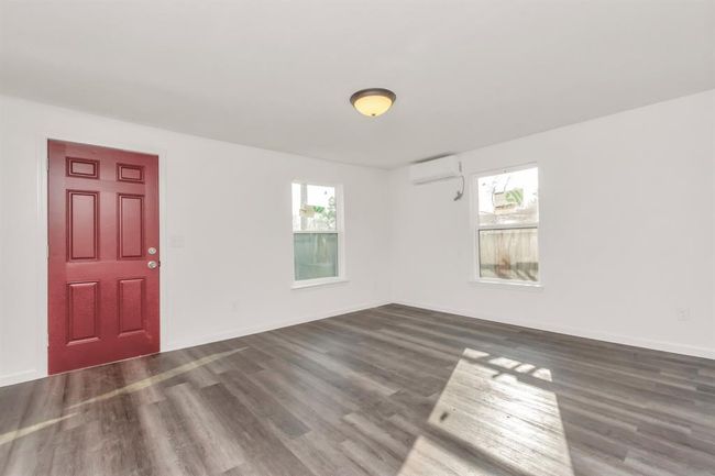 7019 Bonham St, Home with 1 bedrooms, 1 bathrooms and null parking in Houston TX | Image 25