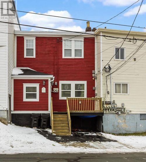 38 St Clare Ave, Saint Johns, NL, A1C2J8 | Card Image
