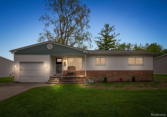 1837 Henbert Rd, House other with 4 bedrooms, 2 bathrooms and null parking in West Bloomfield MI | Image 18
