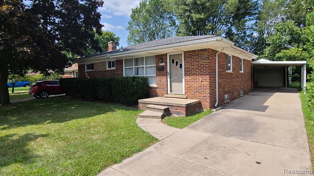 Franklin St, Wayne, MI 48184