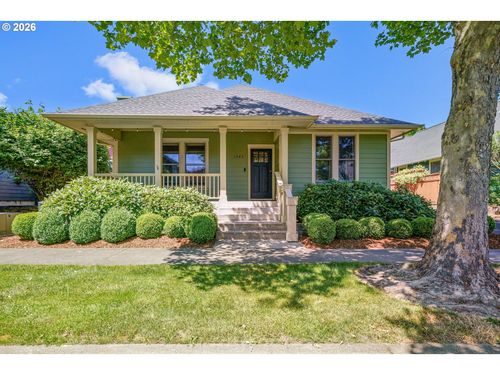 1564 Berkeley Ln, Monmouth, OR, 97361 | Card Image