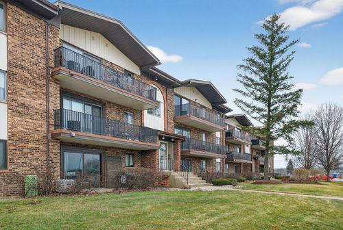 apt-1101-5239 James Ln, Crestwood, IL, 60418-4156 | Card Image