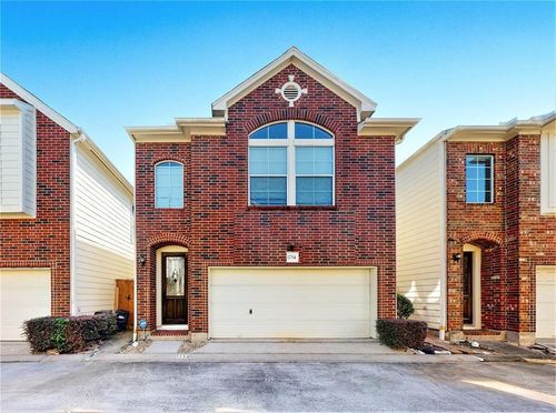 1754 Aden Dr, Houston, TX, 77003-5300 | Card Image