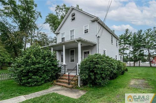 3 Center St, Englishtown, NJ, 07726-1503 | Card Image