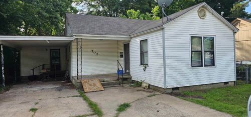 702 Blossom St, North Little Rock, AR, 72117-4302 | Card Image