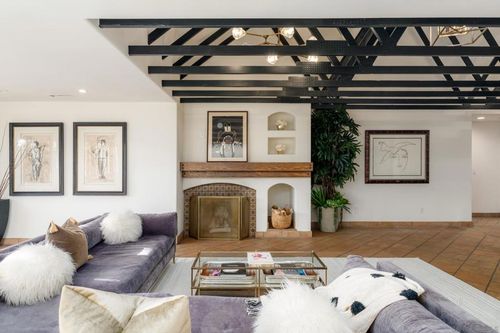 11-16902 Via De Santa Fe, Rancho Santa Fe, CA, 92091-4606 | Card Image