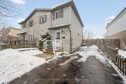 23 Tamvale Cres, Kitchener, ON, N2E3K7 | Card Image