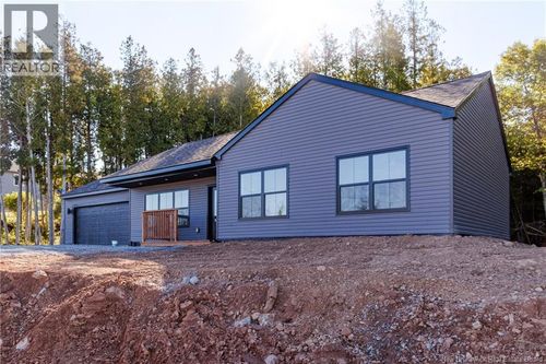 9 Greystone Dr, Quispamsis, NB, E2G0H9 | Card Image
