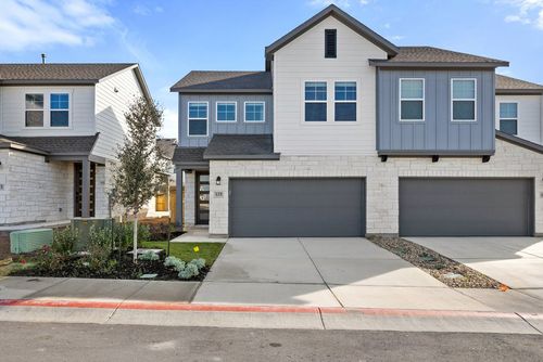 125 Verra Way, Georgetown, TX, 78626-3351 | Card Image