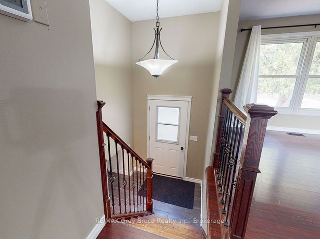 062706 Sunny Valley Rd, House other with 4 bedrooms, 2 bathrooms and 8 parking in Georgian Bluffs ON | Image 5