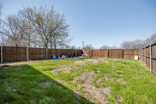 513 S Carter St, House other with 2 bedrooms, 2 bathrooms and null parking in Whitewright TX | Image 22