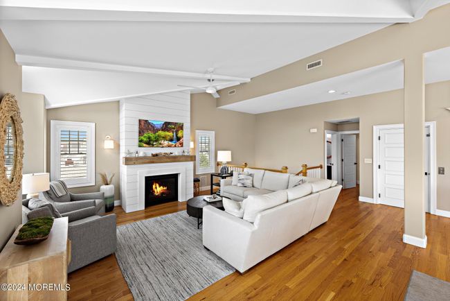 27 17 Th St, House other with 5 bedrooms, 5 bathrooms and null parking in Surf City NJ | Image 10