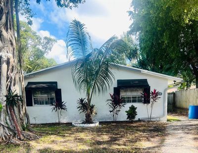 2350 Sw 18th Ter, Home with 0 bedrooms, 0 bathrooms and 4 parking in Fort Lauderdale FL | Image 1