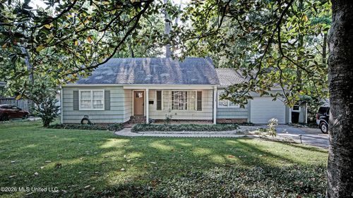 4527 Meadowridge Dr, Jackson, MS, 39206-5916 | Card Image