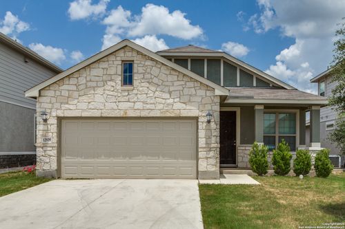 12939 Staubach Way, San Antonio, TX, 78254-2173 | Card Image