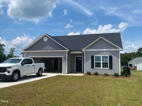 101 Talton Estates Dr, Pikeville, NC, 27863-7001 | Card Image