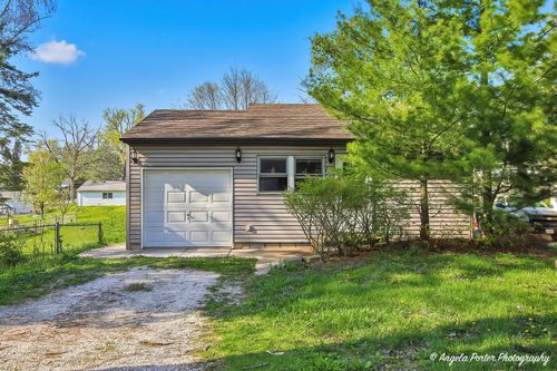7710 Pheasant Rd, Wonder Lake, IL, 60097-9220 | Card Image