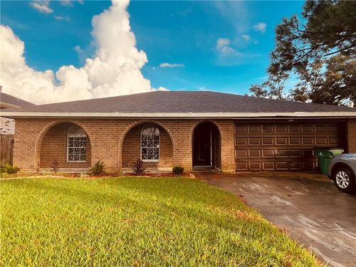 2209 Hampton Dr, Harvey, LA, 70058-1301 | Card Image