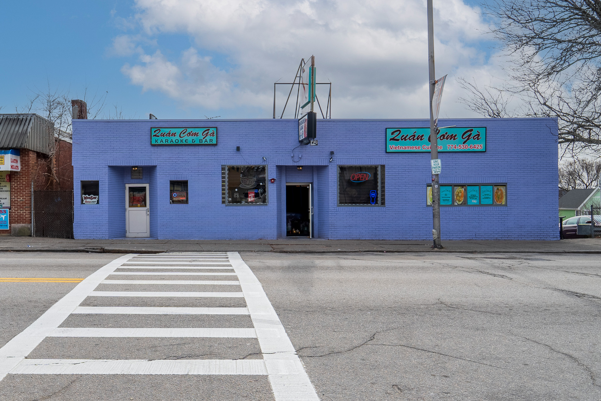 895 Main St, Worcester, MA 01610