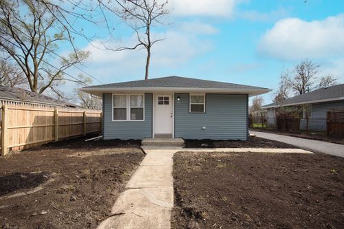 34 W 142nd St, Dixmoor, IL, 60426-1104 | Card Image