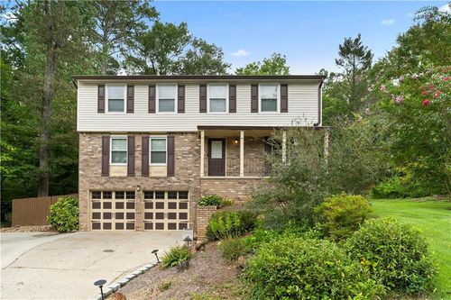 4562 N Landing Way, Marietta, GA, 30066-1352 | Card Image