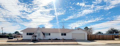 267 E Church Ave, Ridgecrest, CA, 93555-4149 | Card Image
