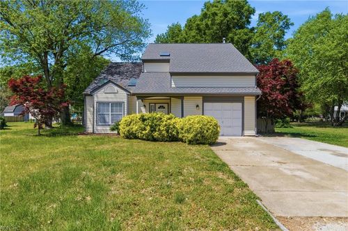 304 Susan Newton Ln, Yorktown, VA, 23693-3623 | Card Image