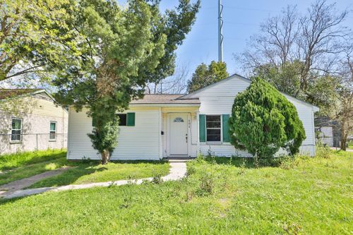 302 14th St N, Texas City, TX, 77590-7343 | Card Image