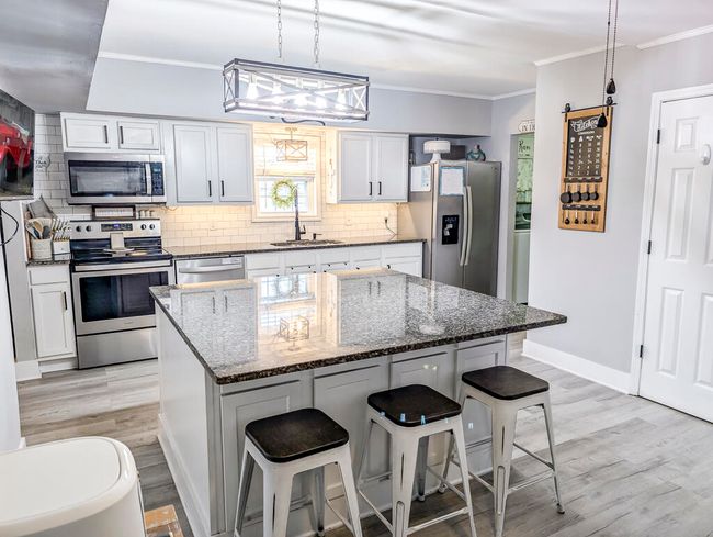 49 Auld Brass Rd-20 TV | Image 13
