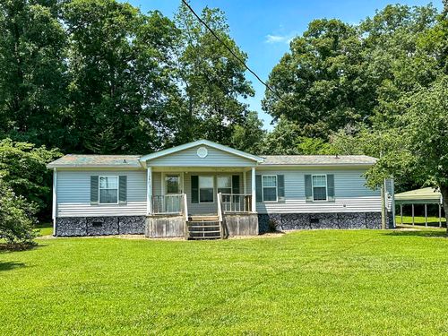 1385 Waterfront Dr, Dandridge, TN, 37725-5204 | Card Image