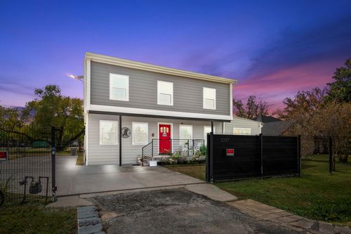 3207 Brownie Campbell Rd, Houston, TX, 77086-1505 | Card Image