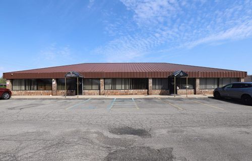 2255 Linden Rd, Flint, MI, 48532-5417 | Card Image