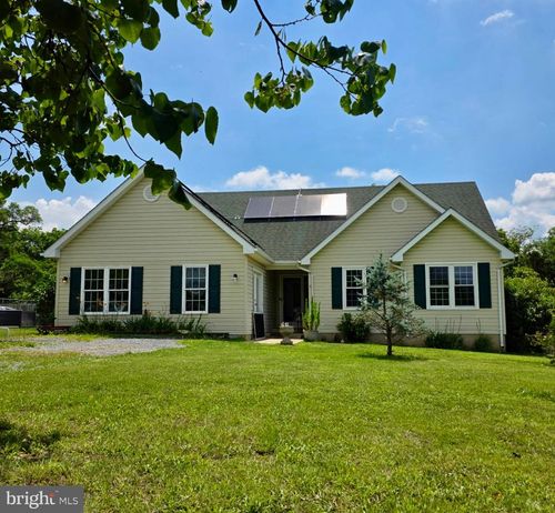 25992 Old Valley Pike, TOMS BROOK, VA, 22660-1800 | Card Image