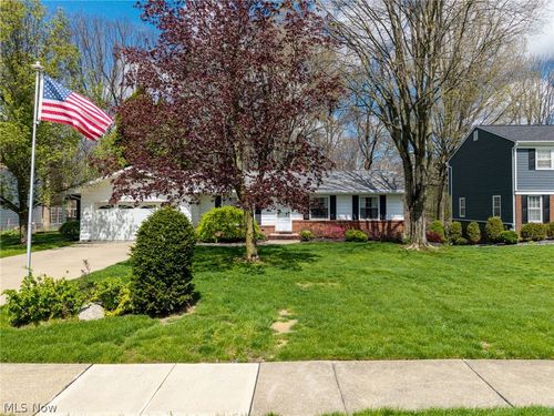 2357 Woodpark Rd, Fairlawn, OH, 44333-3938 | Card Image