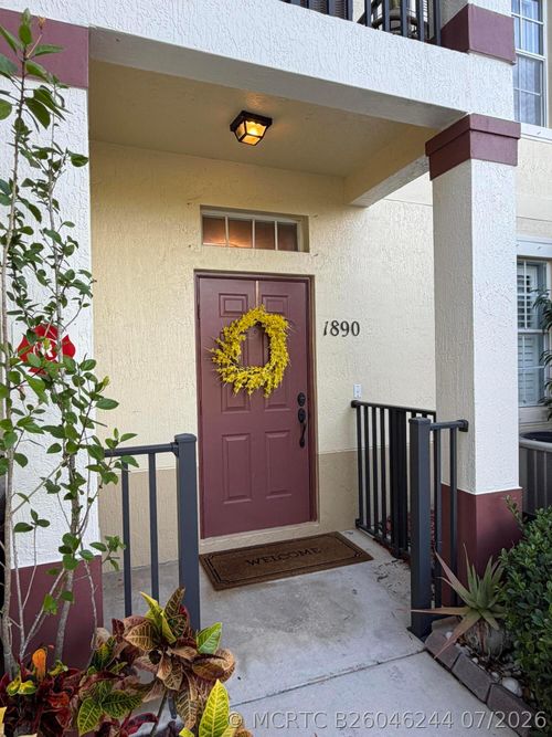 1890 Se Interlachen Dr, Port Saint Lucie, FL, 34952-8016 | Card Image