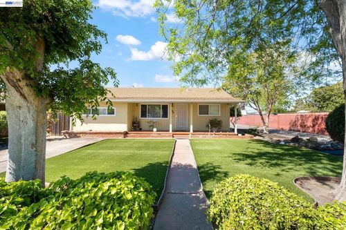 2609 W Avenue 133rd, San Leandro, CA, 94577-4010 | Card Image