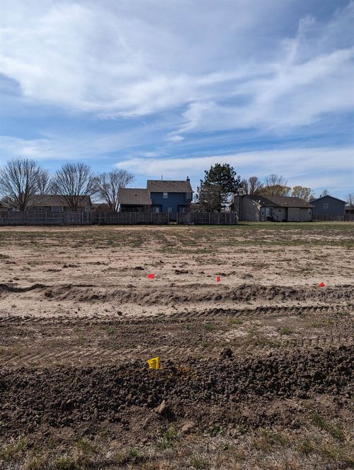 821 N Cedar Downs Cir, Wichita, KS, 67235 | Card Image