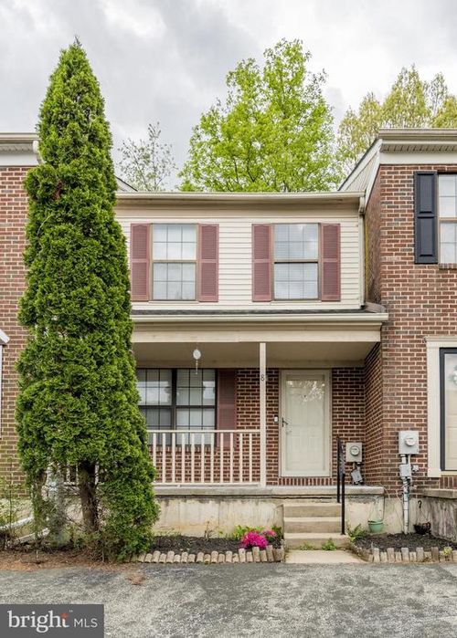 8 Laird Ln, NEW CASTLE, DE, 19720-6517 | Card Image