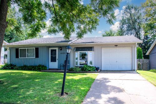 4022 W Creighton Ter, Peoria, IL, 61615-2912 | Card Image