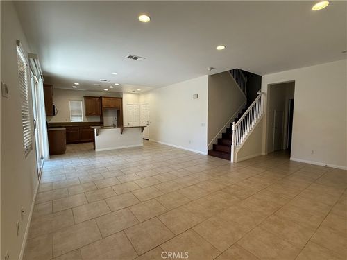 46-81 Keepsake, Irvine, CA, 92618-8820 | Card Image