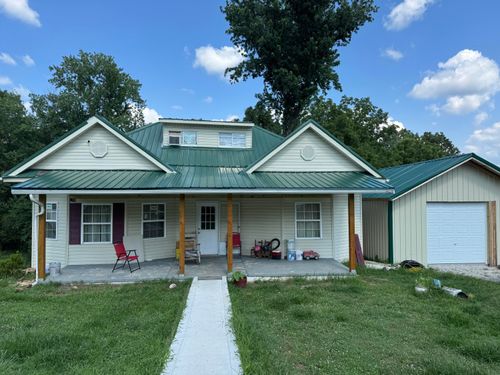 251 S Main St, Whitley City, KY, 42653-6043 | Card Image