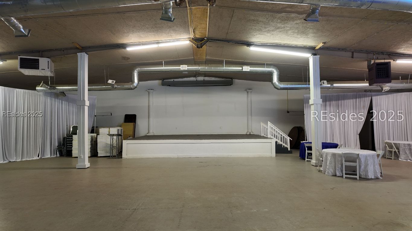 Commercial Sale in Allendale 3