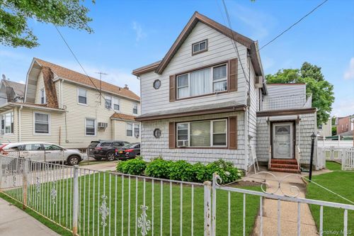 146-44 23rd Avenue, New York, NY, 11357 | Card Image