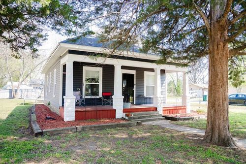 1201 N 26th St, Parsons, KS, 67357-2065 | Card Image