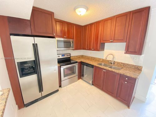 45-15389 S Dixie Hwy, Palmetto Bay, FL, 33157-1882 | Card Image