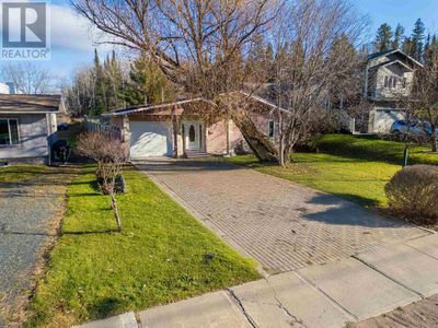 821 7 Th Ave S, Home with 1 bedrooms, 1 bathrooms and null parking in Kenora ON | Image 1