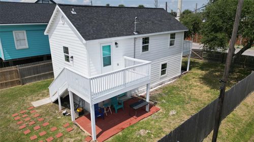 6201 Avenue P 1/2, Galveston, TX, 77551-1435 | Card Image