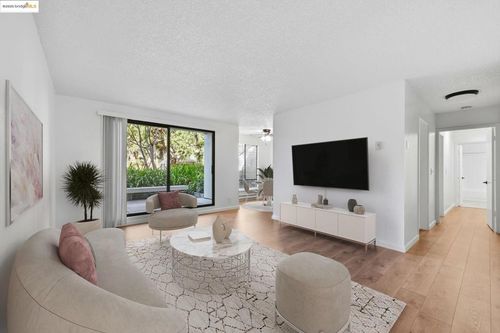 unit-226-4 Admiral Dr, Emeryville, CA, 94608-1517 | Card Image