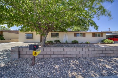 1916 Pacific Ave, Kingman, AZ, 86401-4135 | Card Image
