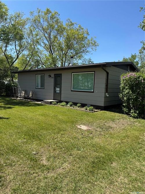 361 Lakeshore Dr, Dilke, SK, S0G1C0 | Card Image